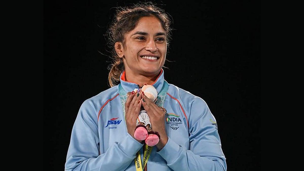 La Haute Cour de Delhi permet à Vinesh Phogat de participer aux essais des Jeux  Asiatiques ; qualifie l'action du WFI de vindictive : r/indiansports