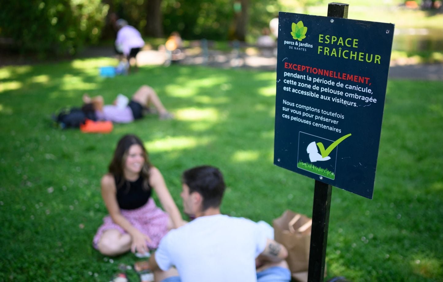 Canicule : Le record de chaleur d'un mois de mai est battu, 13 départements  en vigilance orange mercredi