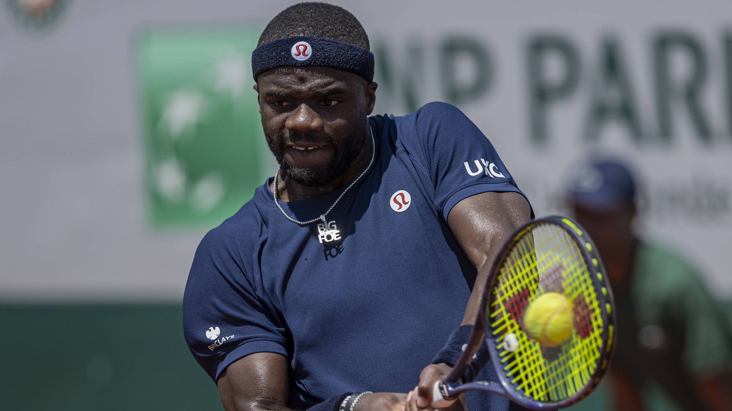 Roland-Garros 2026 - Quand Tiafoe lance un appel pour retrouver sa raquette  volée après son succès contre Hurkacz - Eurosport