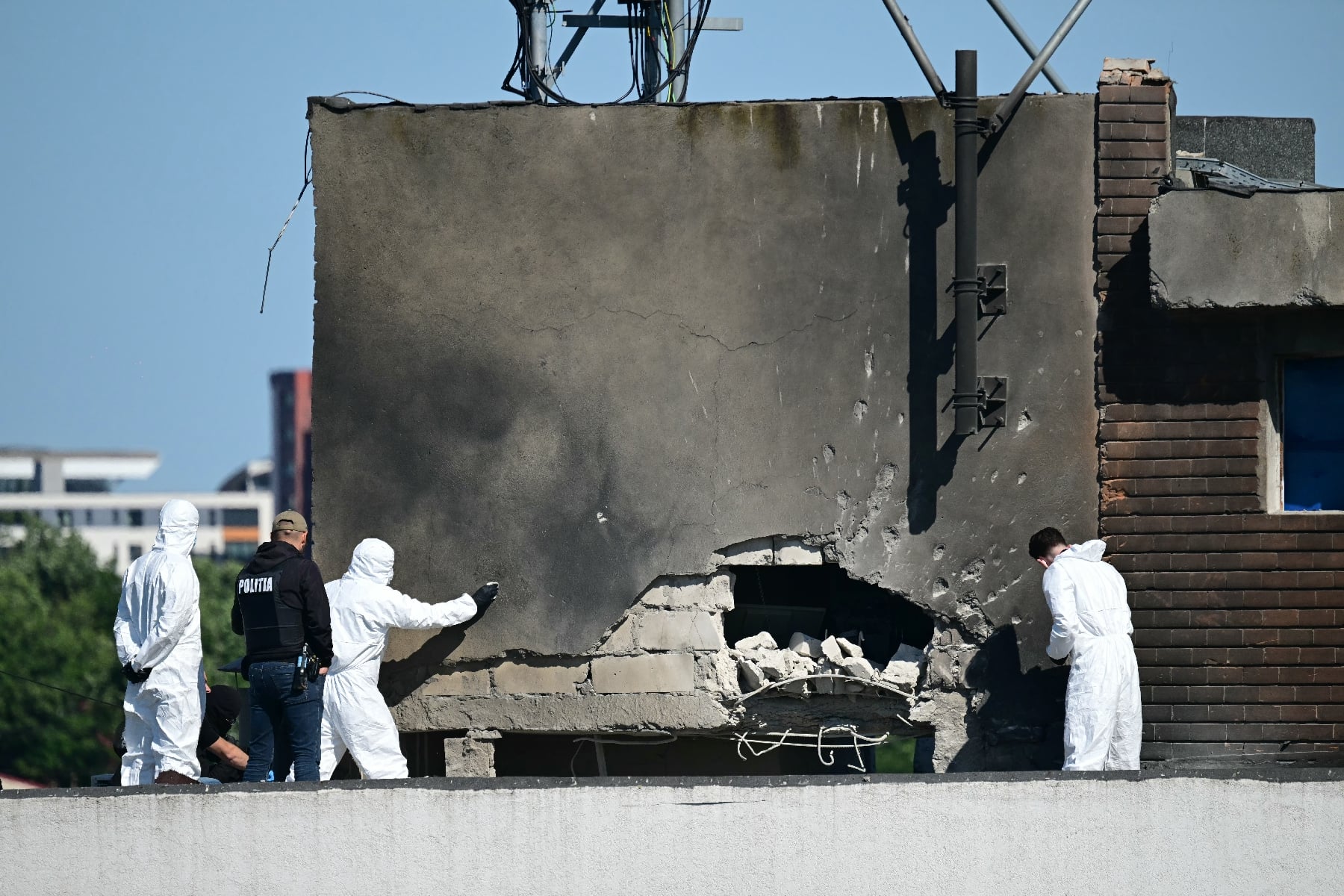 La Roumanie dénonce une escalade, après la chute d'un drone sur un immeuble