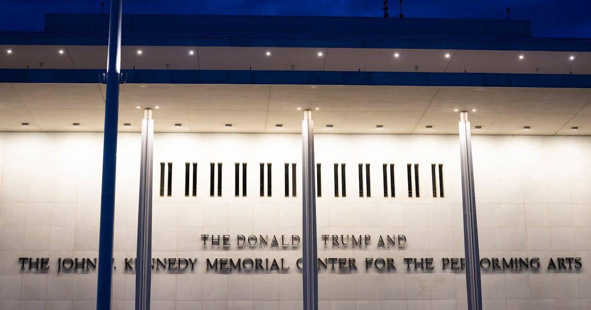 Le juge ordonne à Trump de retirer son fichu nom du Kennedy Center :  r/politics