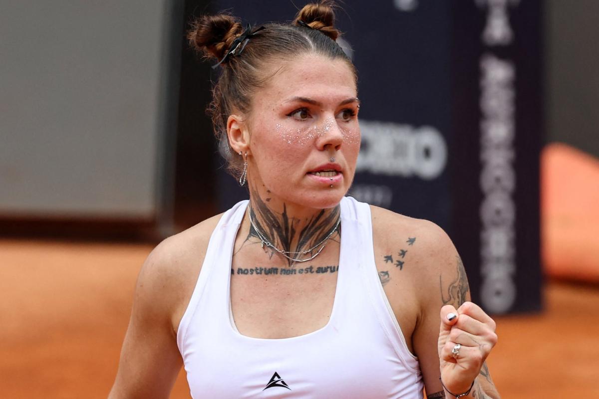 L'Ukrainienne Oleksandra Oliynykova à propos de la Russe Diana Shnaider,  qui a disputé un tournoi Gazprom : « C'est comme jouer en Allemagne nazie  pour la Gestapo »