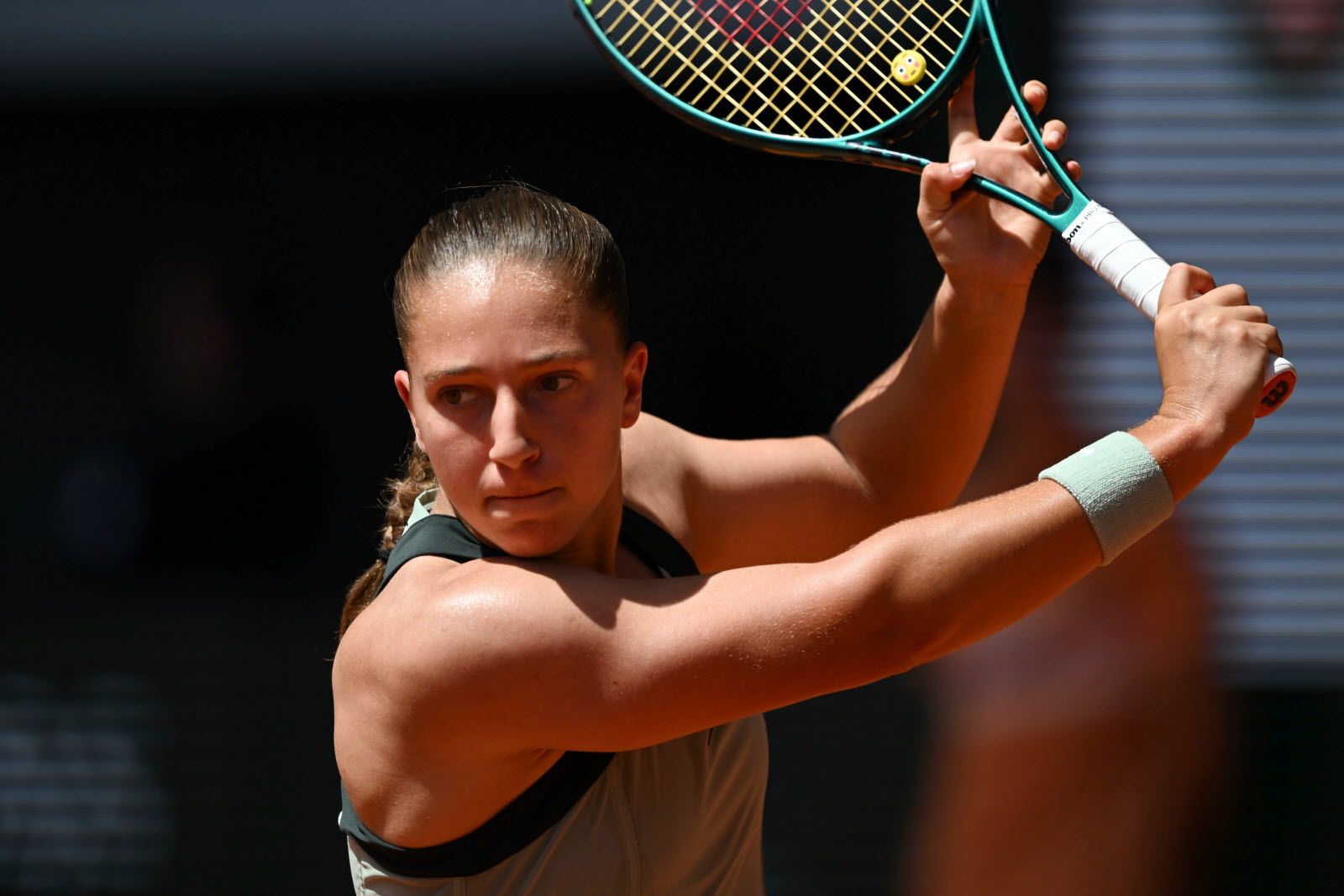 En direct Roland-Garros. Parry s'offre la sixième joueuse mondiale, Kouame  bien lancé... Suivez la journée de samedi à Roland-Garros