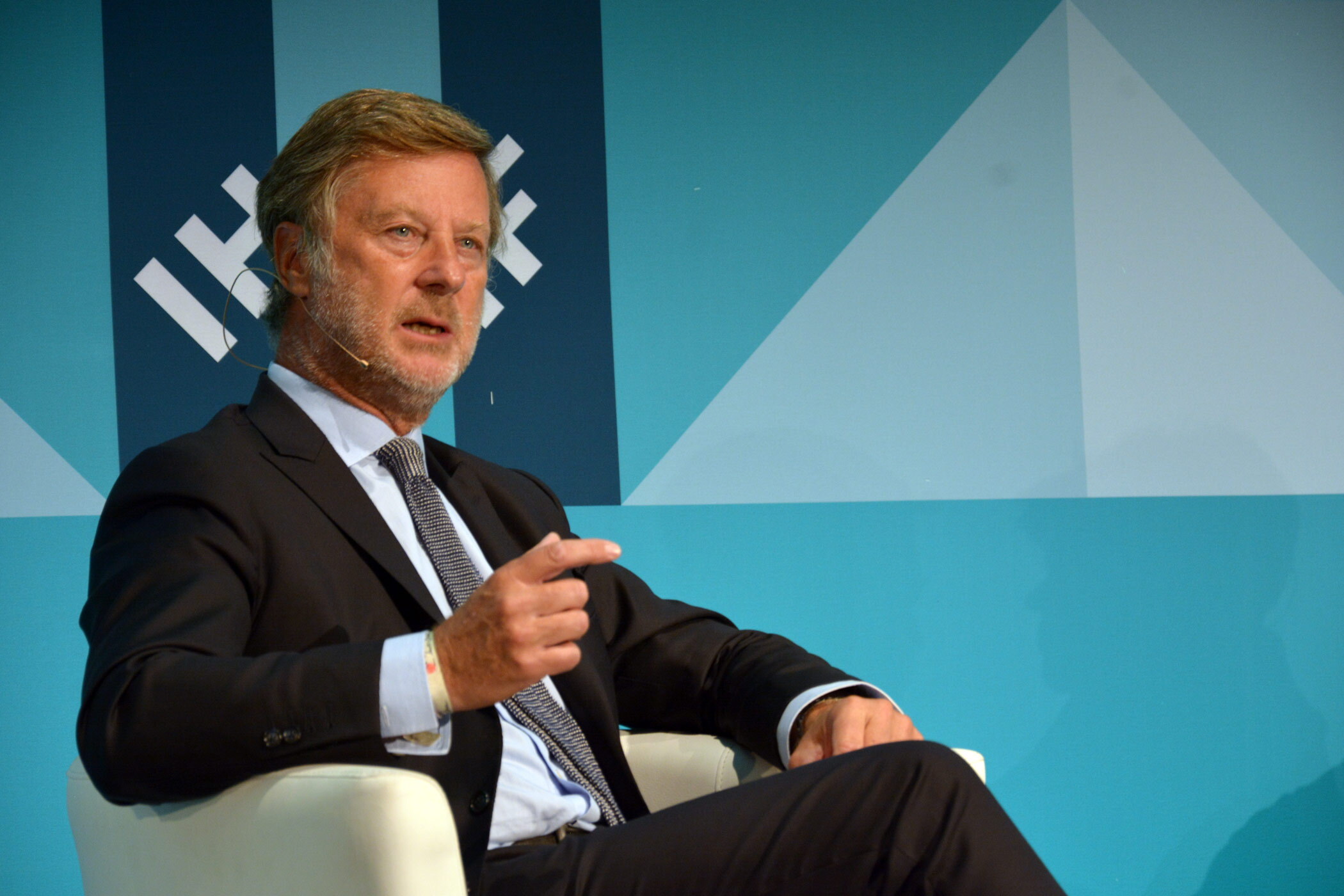 Sébastien Bazin, CEO d'Accor, quittera ses fonctions d'ici mai 2028 -  Business Immo