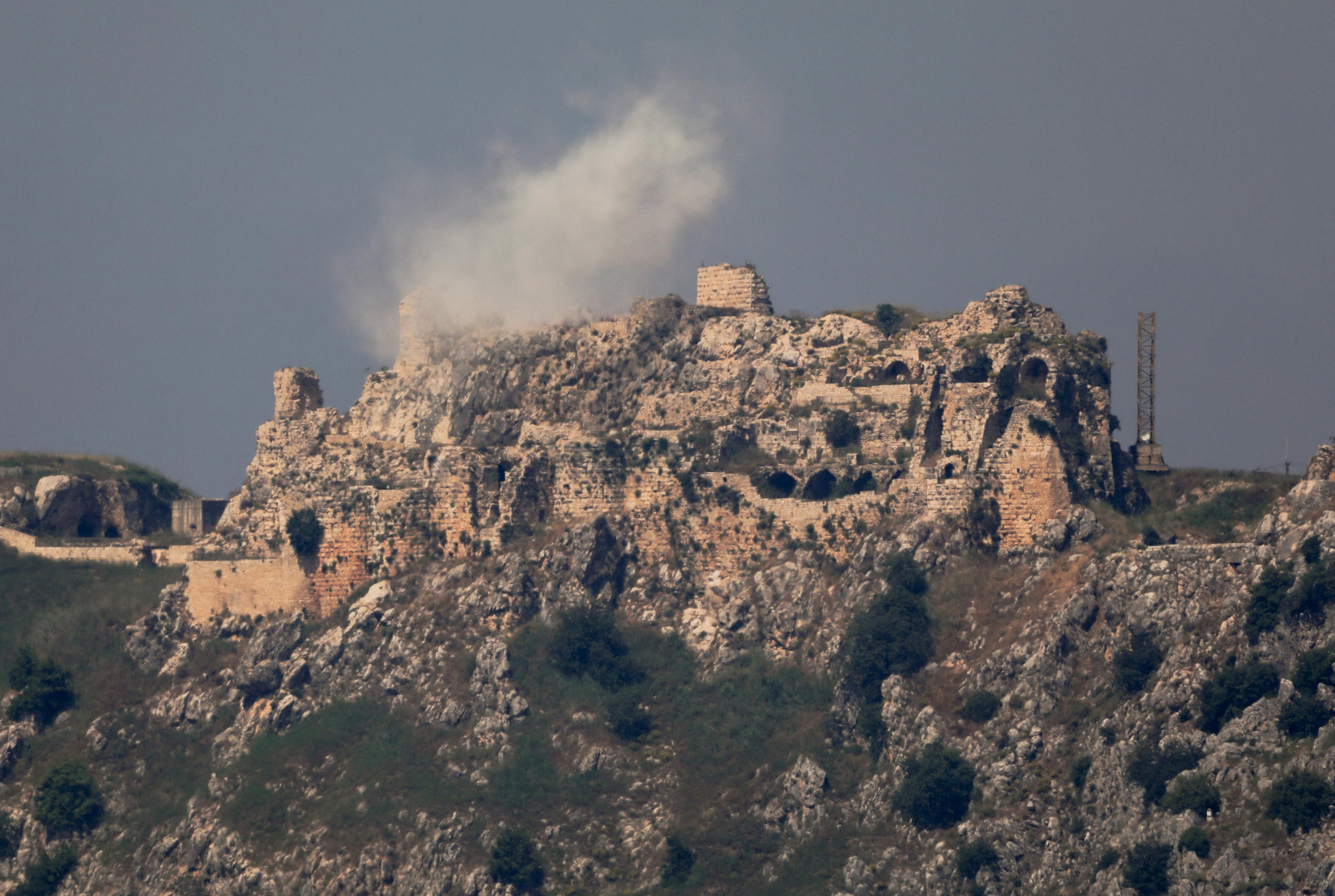 Tyr, château de Beaufort : le Liban dénonce les attaques israéliennes près  de ses sites historiques - Le Parisien