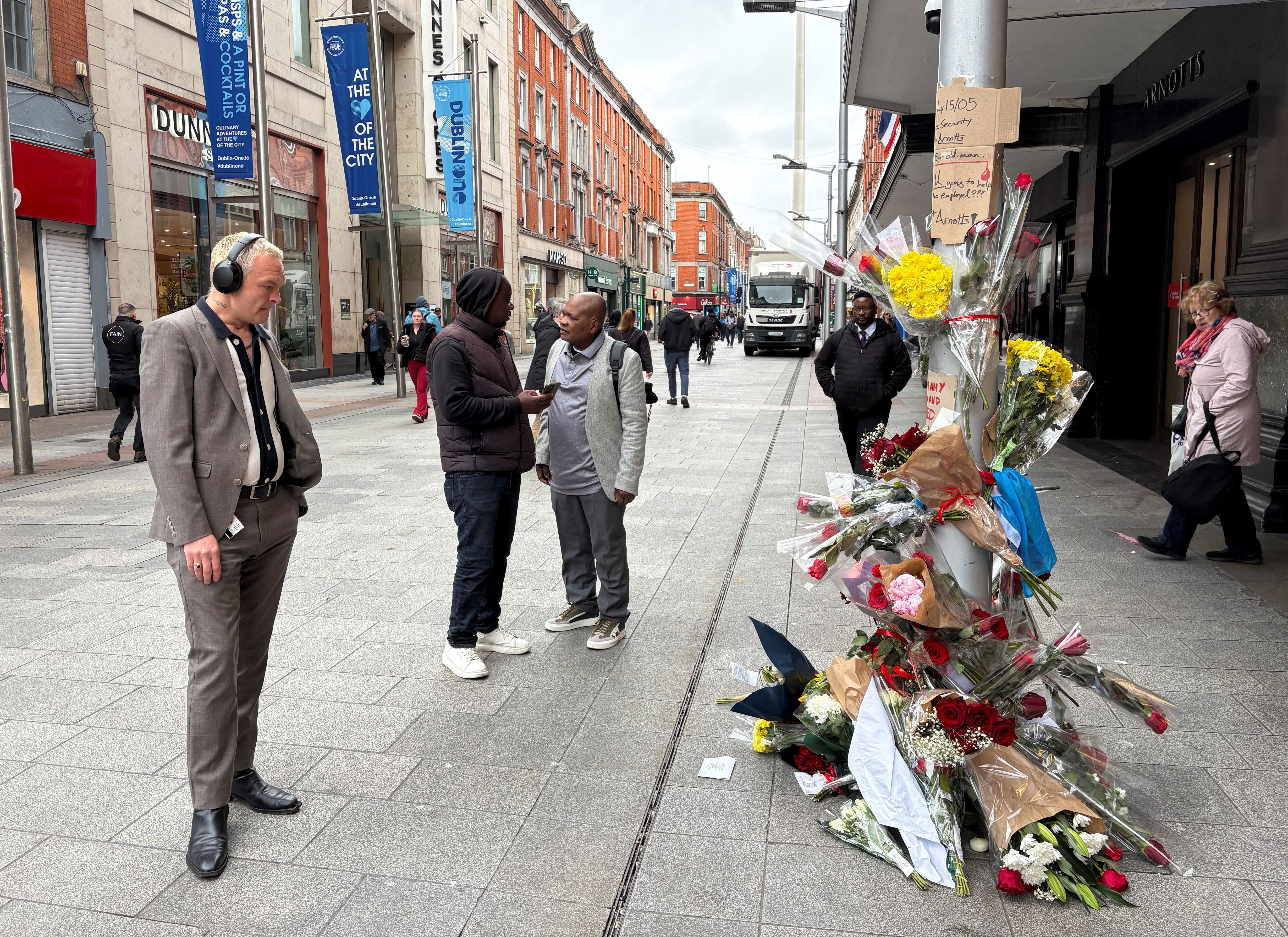 Le Premier ministre irlandais réclame une enquête approfondie sur le décès d'un  Congolais lors d'une interpellation | Zonebourse