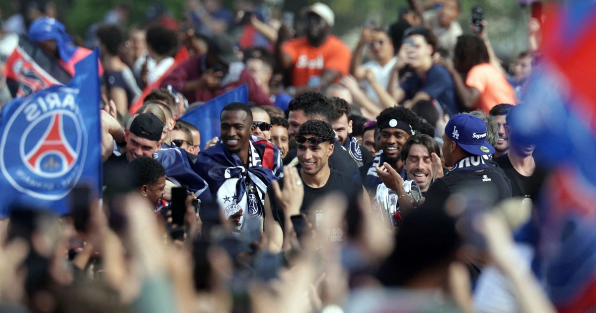 DIRECT VIDÉO - Ligue des champions : les joueurs du PSG reçus à l'Élysée,  suivez la suite des célébrations à Paris - ICI