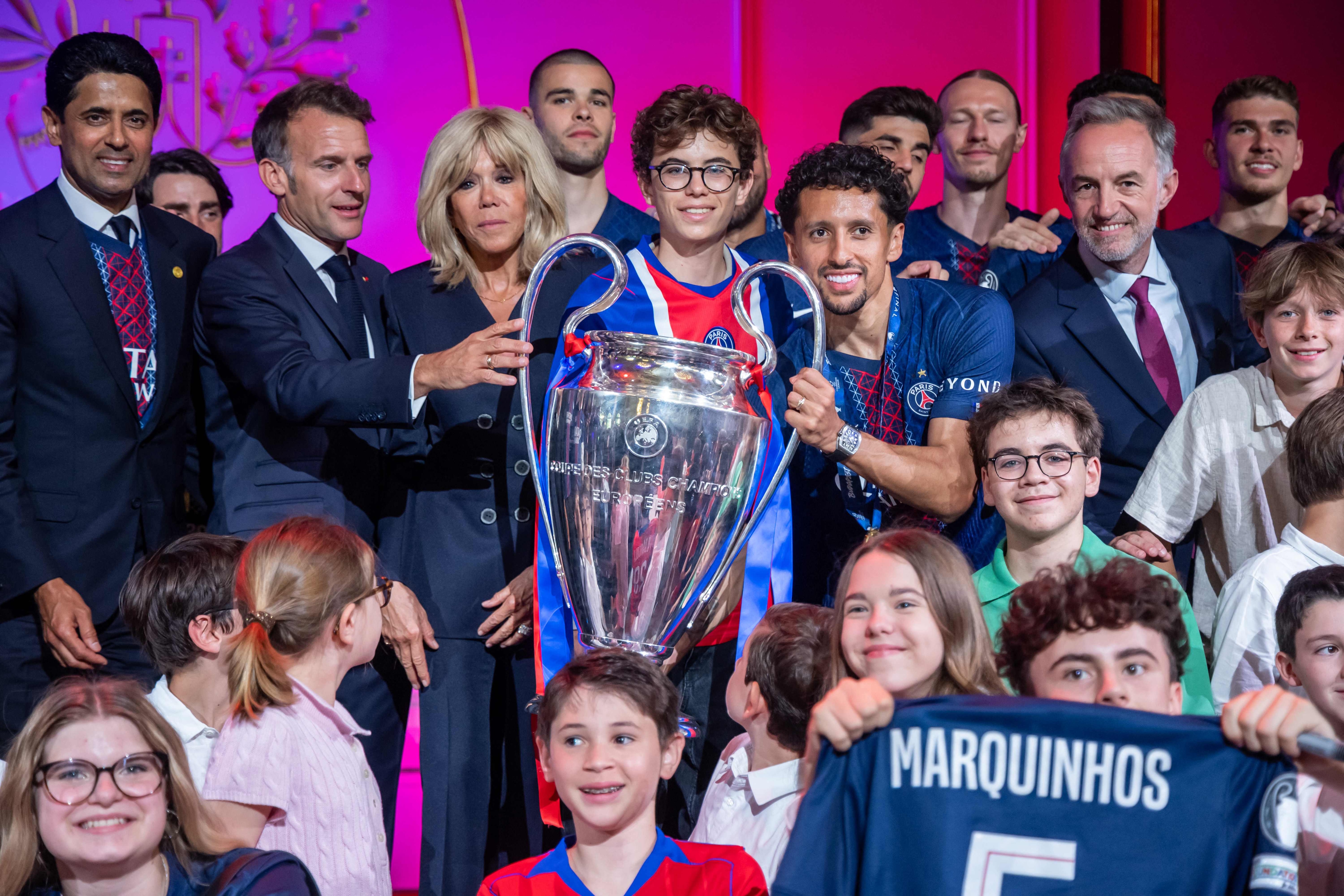 Le PSG célèbre son sacre européen dans une ambiance de fête à Paris  (PHOTOS) - La Libre
