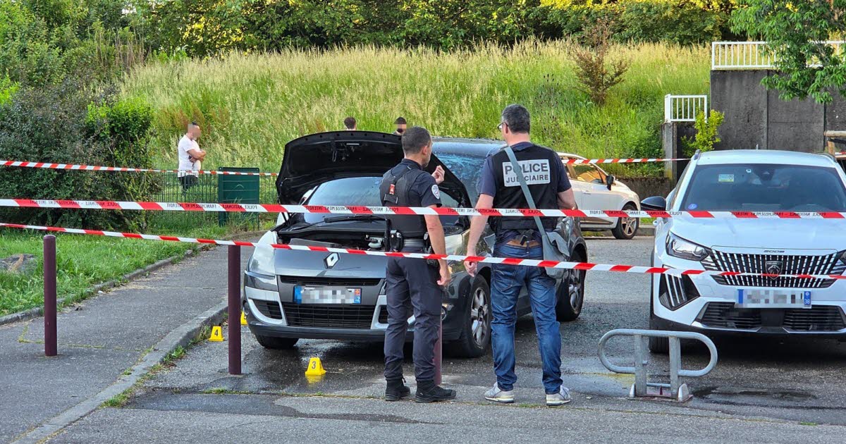 Isère. Un corps retrouvé dans une voiture incendiée près de Grenoble, la piste  criminelle est privilégiée