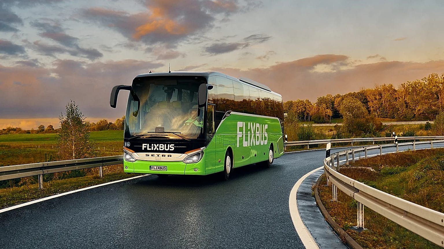 Le retour de la ligne « infernale » 666 : FlixBus lance une liaison vers  Hel | Euronews