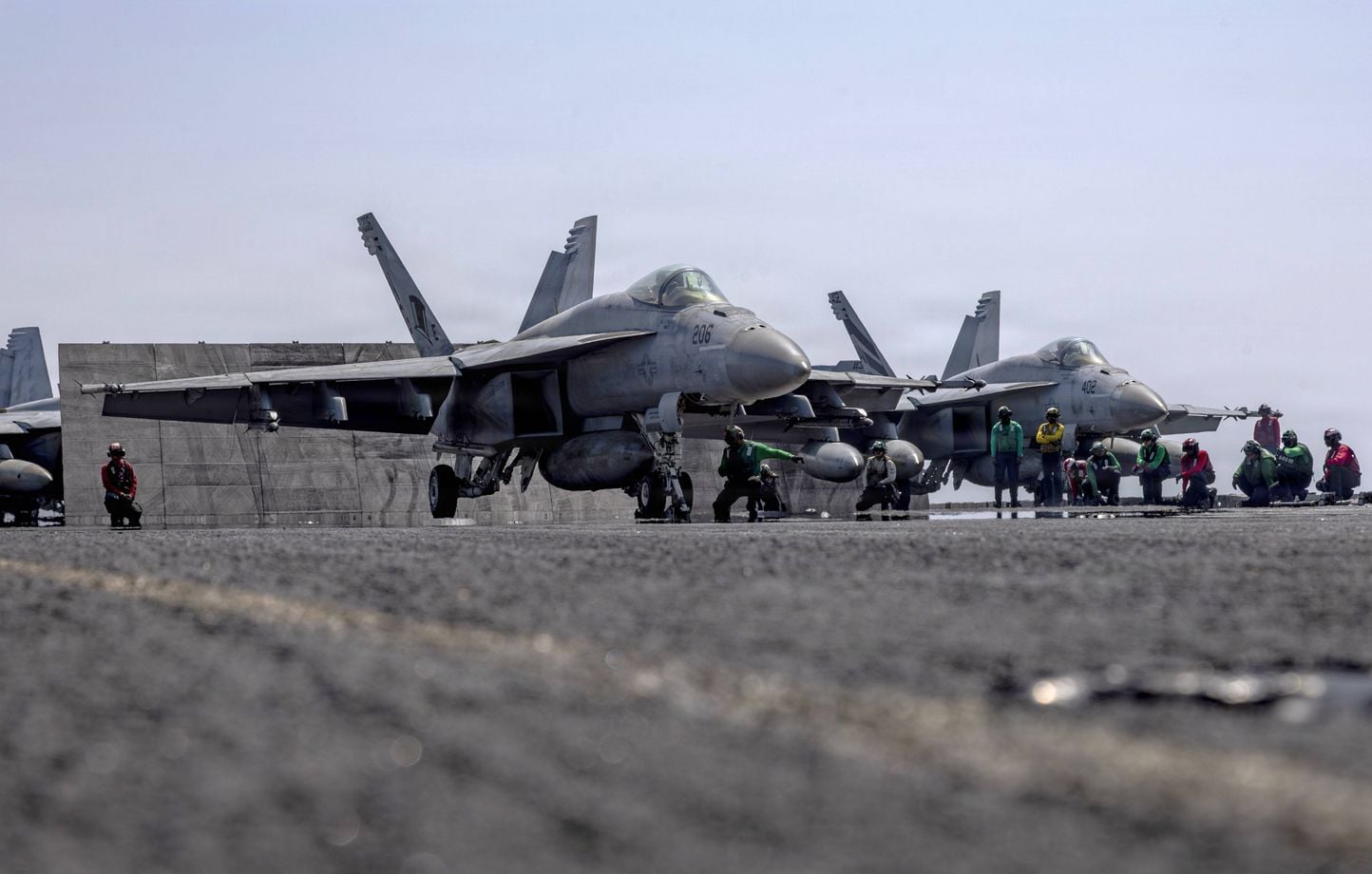 Guerre en Iran : Les Etats-Unis bombardent des sites de missiles  antinavires près du détroit d'Ormuz