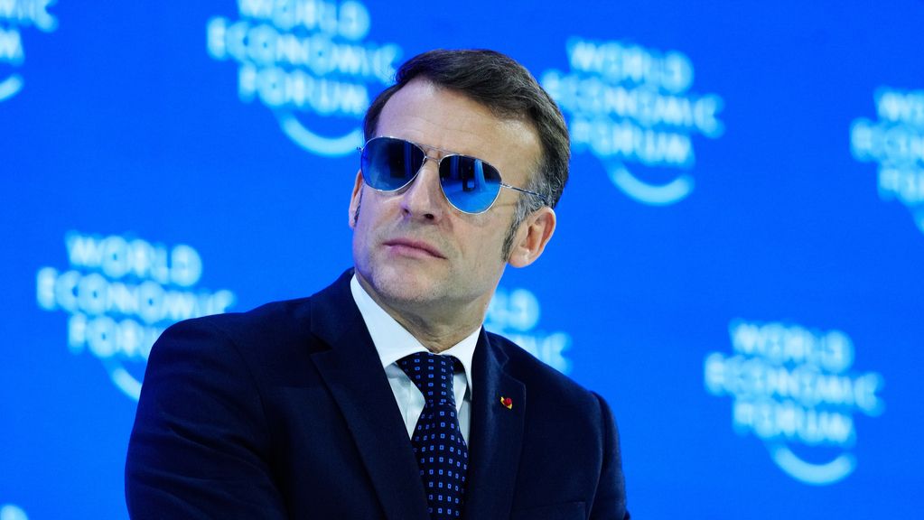 Emmanuel Macron : La Marine Française A Arraisonné Un Pétrolier "en  Provenance De Russie" En Méditerranée - i24NEWS