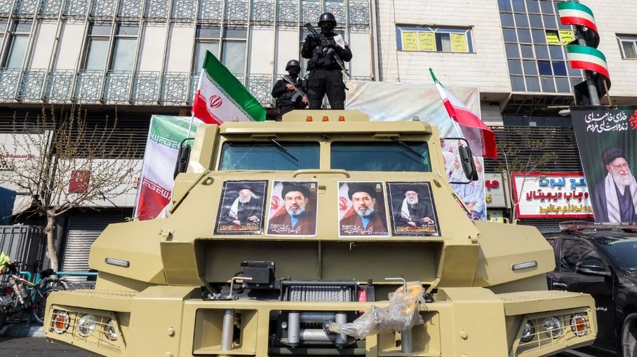 L'Iran annonce l'exécution de trois "émeutiers" accusés d'avoir tué des  membres des forces de l'ordre lors des manifestations de décembre et janvier  – franceinfo