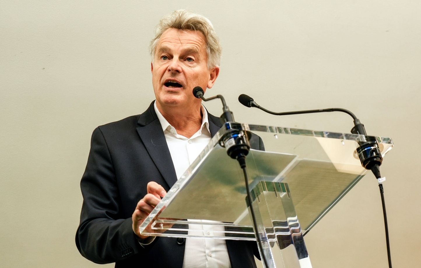 Présidentielle 2027 : Fabien Roussel accuse LFI de vouloir « faire éclater  le PCF » pour avantager Mélenchon