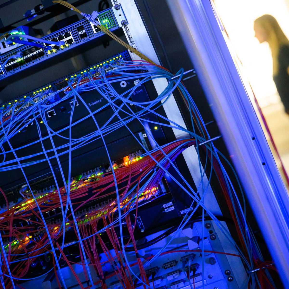 Cybercriminalité : un réseau de proxys illégaux démantelé lors d'une vaste  opération judiciaire internationale, annonce le parquet de Paris –  franceinfo