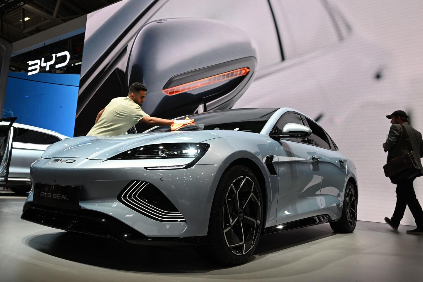 Les stratégies chinoises des constructeurs automobiles face au  protectionnisme européen