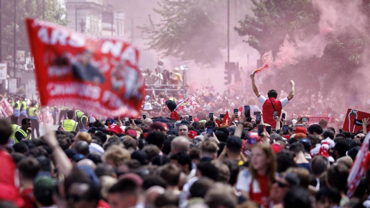 Londres : six agressions à l'arme blanche en marge des célébrations du  titre de champion d'Angleterre d'Arsenal