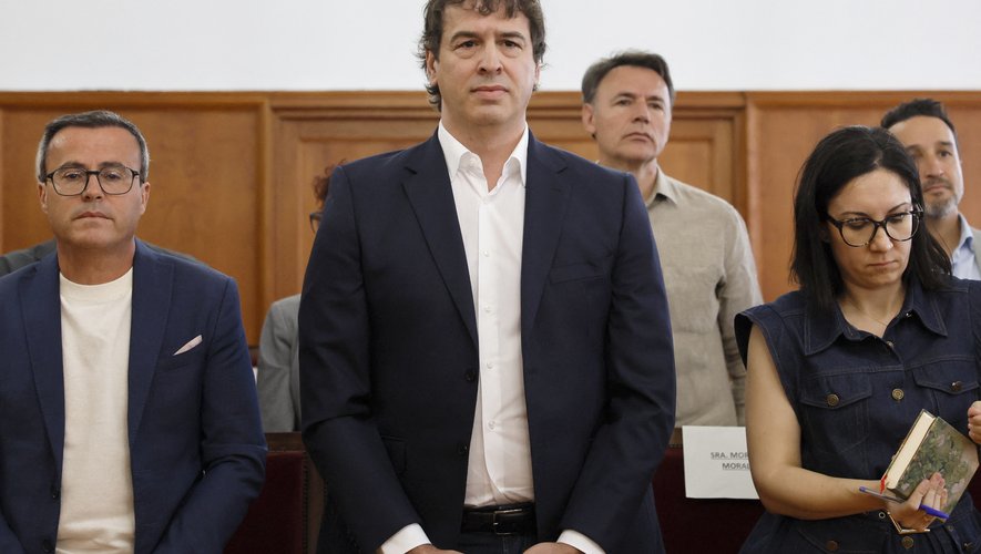 Nouvelle déconvenue judiciaire pour Pedro Sánchez : son frère cadet jugé  pour trafic d'influence, la plainte déposée par une organisation liée à  l'extrême droite espagnole - lindependant.fr
