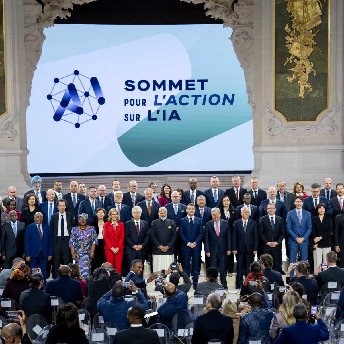 Pluie de milliards, mépris de Washington... Que faut-il retenir du sommet  français sur l'IA ? - Capital.fr