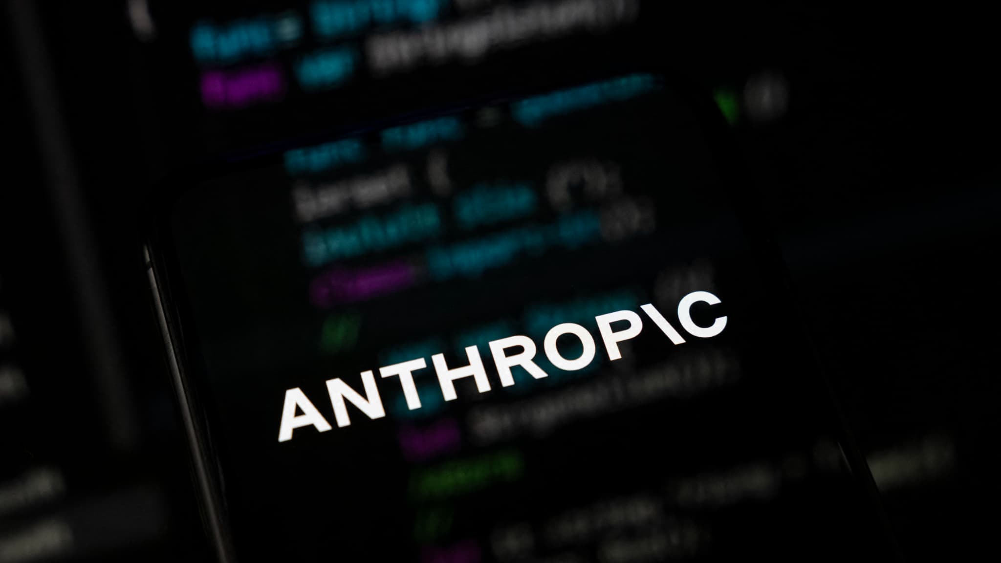Un groupe non identifié aurait pu accéder à Mythos, le modèle le plus  performant d'Anthropic: la start-up en limite jusqu'à présent l'accès par  crainte qu'il serve à des cyberattaques avancées