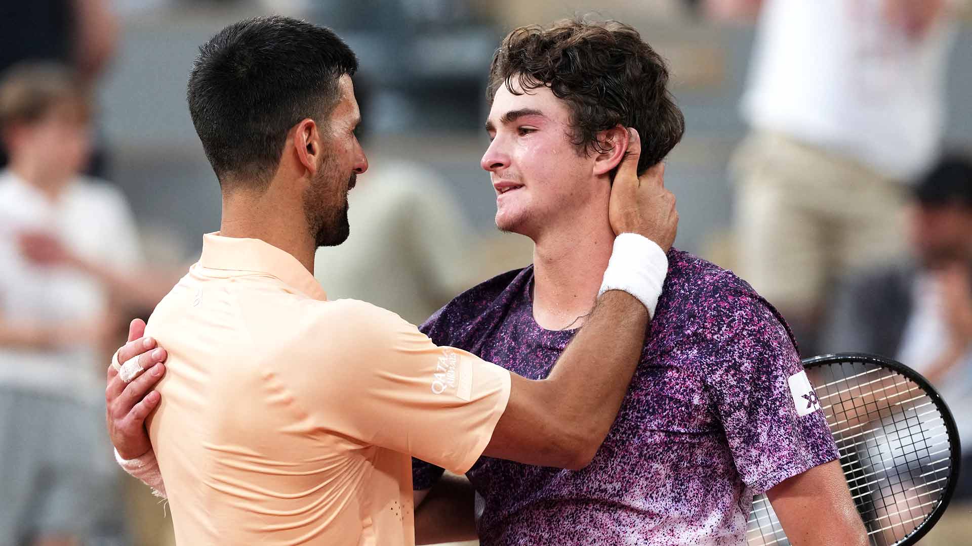 Roland-Garros : João Fonseca renverse Novak Djokovic au terme d'un thriller  de 4h53 - Univers Tennis