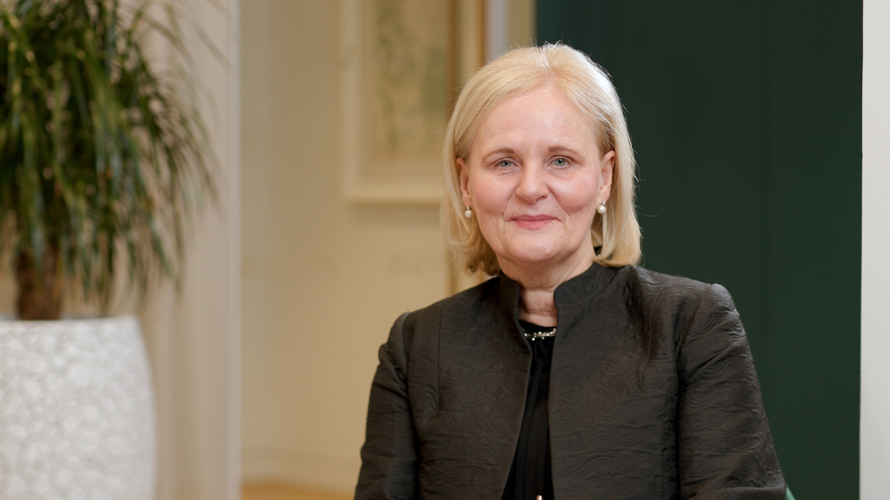 Amanda Blanc's 2024 full year results video - Aviva plc