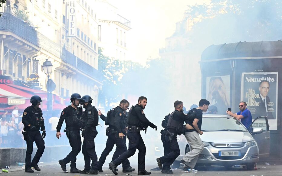Débordements après le sacre du PSG : prison ferme, interdiction de  territoire... Les premières sanctions tombent au tribunal de Paris - Le  Parisien