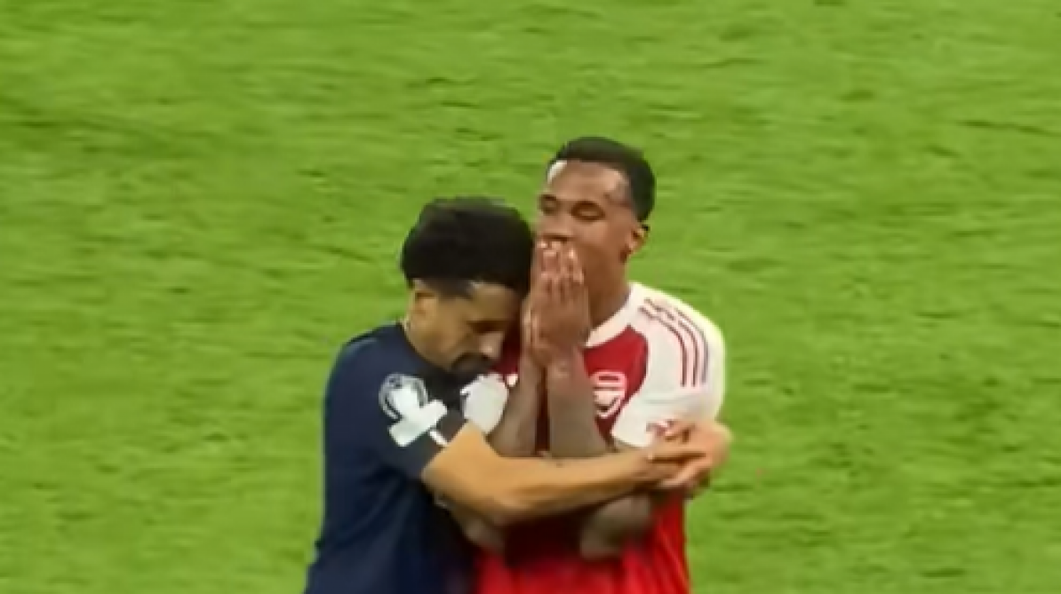 Finale de Ligue des champions : le beau geste de Marquinhos après le penalty  raté de Gabriel (vidéo) - Le Soir