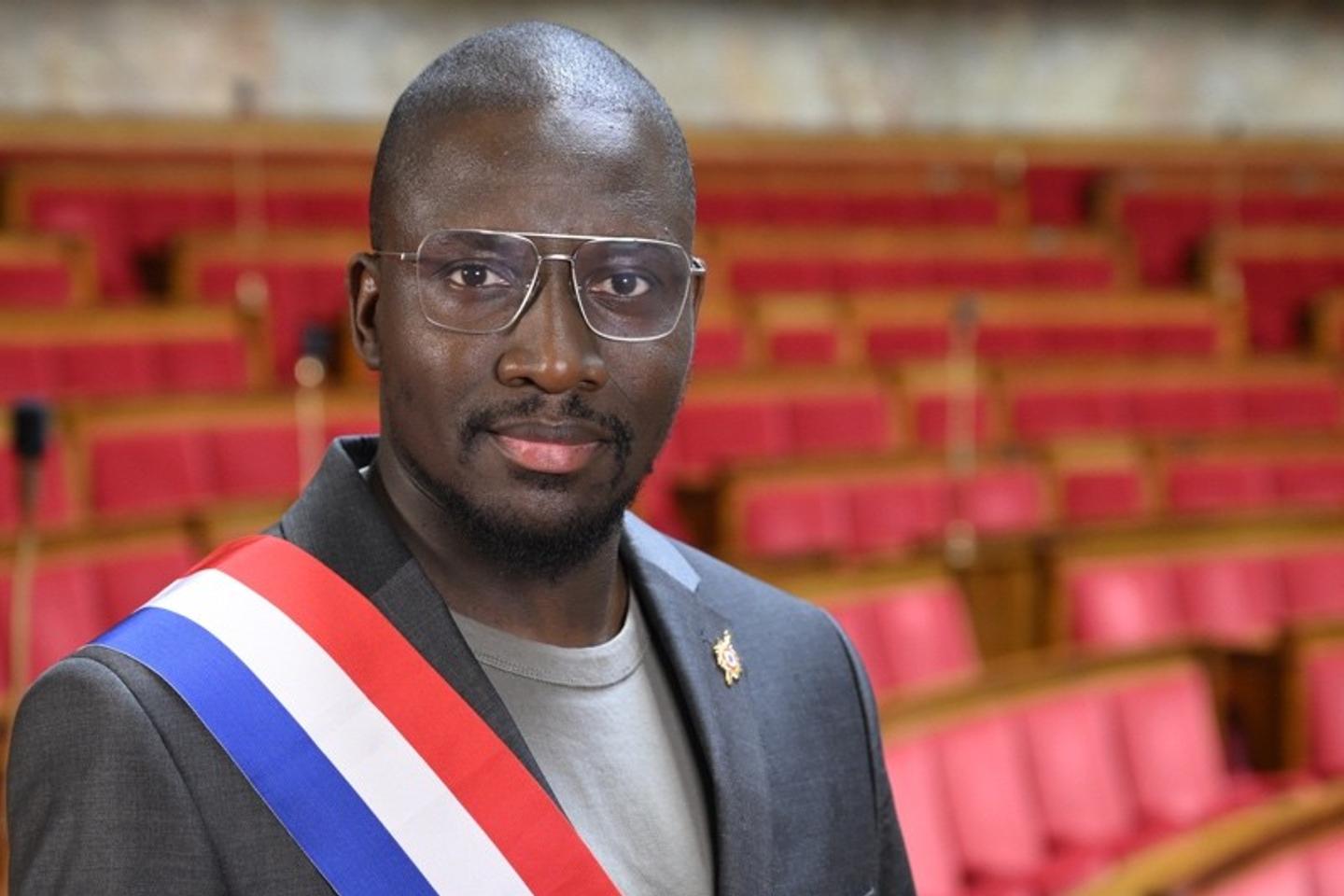 En Seine-Saint-Denis, le député Aly Diouara assure avoir été « menacé » par  des policiers lors d'un contrôle