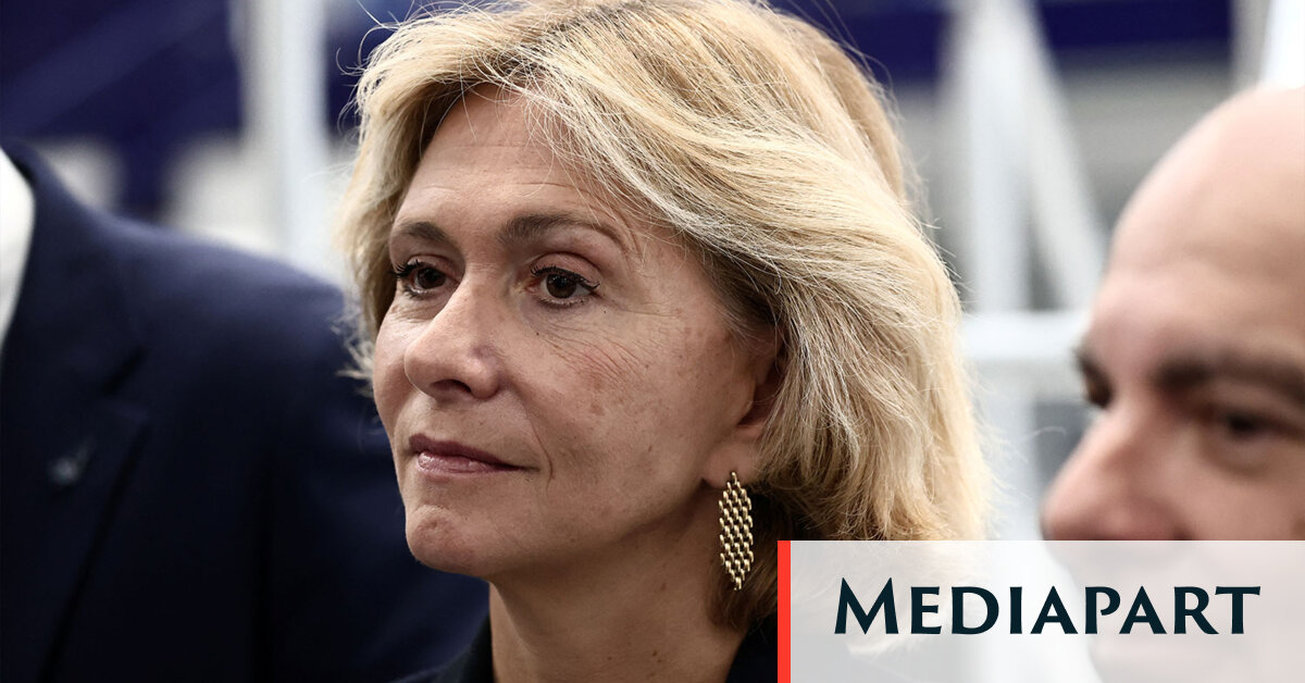 La justice demande le retrait des manuels scolaires numériques de Valérie  Pécresse | Mediapart