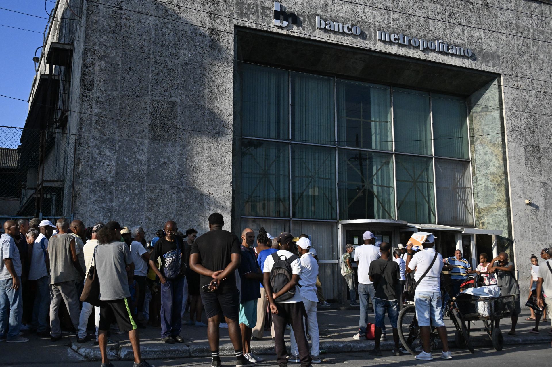 Cuba: les paiements par cartes Visa et Mastercard suspendus en raison des sanctions  américaines