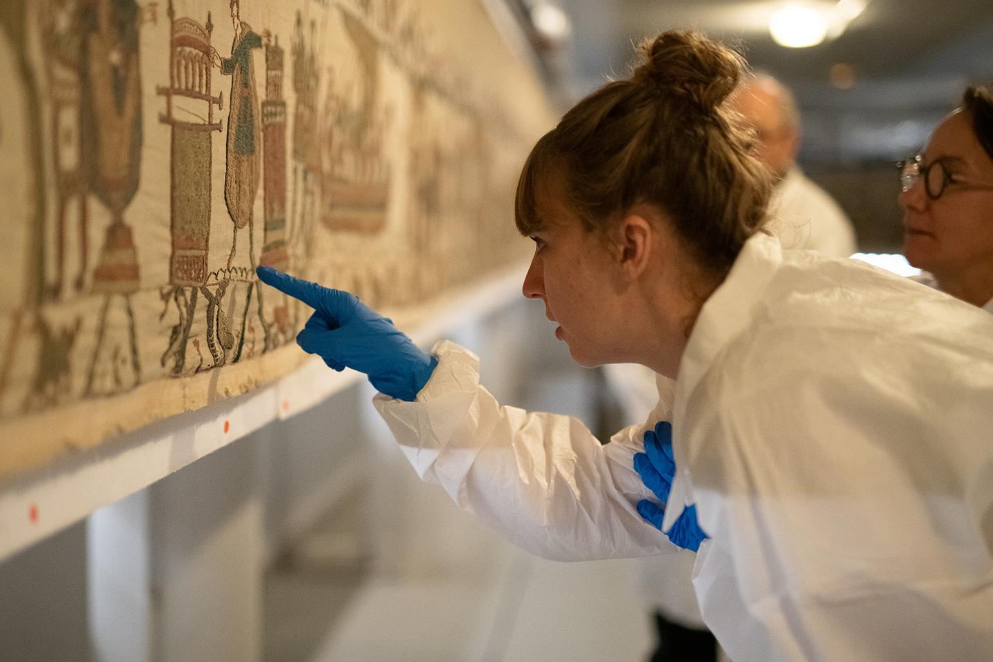 La tapisserie de Bayeux pourra rejoindre le British Museum au terme d'un  périple minutieusement étudié