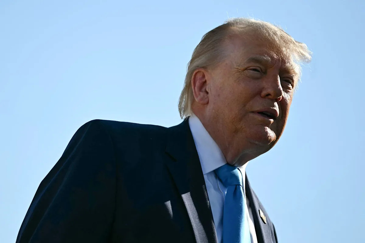 Guerre au Moyen-Orient: Donald Trump dit qu'il "aimerait" rencontrer le guide  suprême Mojtaba Khamenei, qu'il juge réellement "impliqué" en Iran - Yahoo  Actualités France