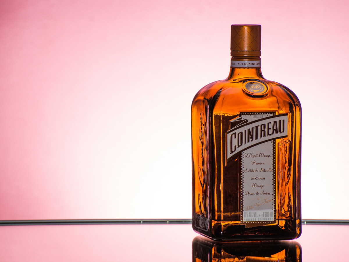 Rémy Cointreau lance un «plan de transformation» pour reconquérir ses  marchés - Capital.fr