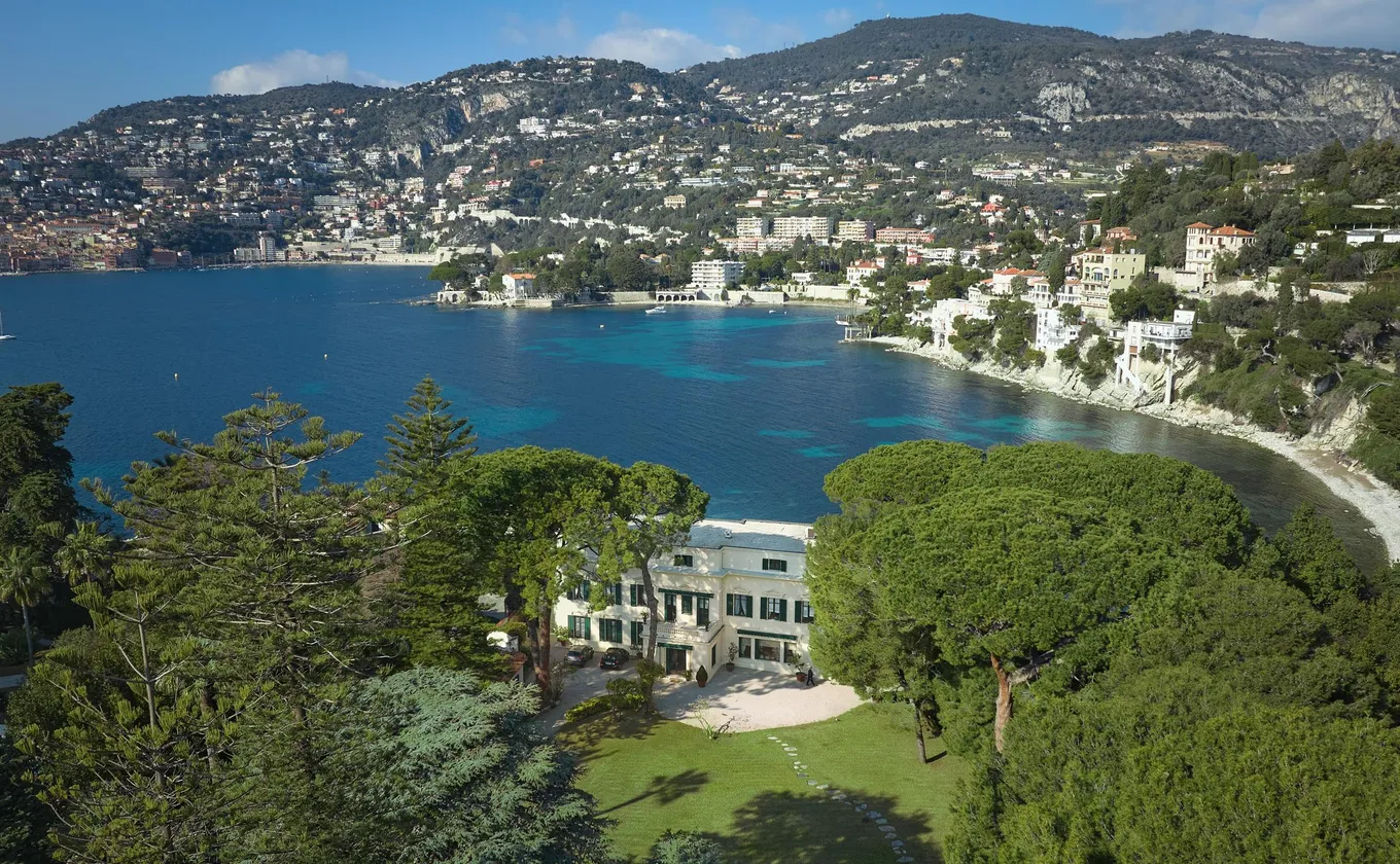 Une nouvelle transaction spectaculaire sur la Côte d'Azur : l'ancienne villa  des Grimaldi à Saint-Jean-Cap-Ferrat, vendue 45 millions d'euros