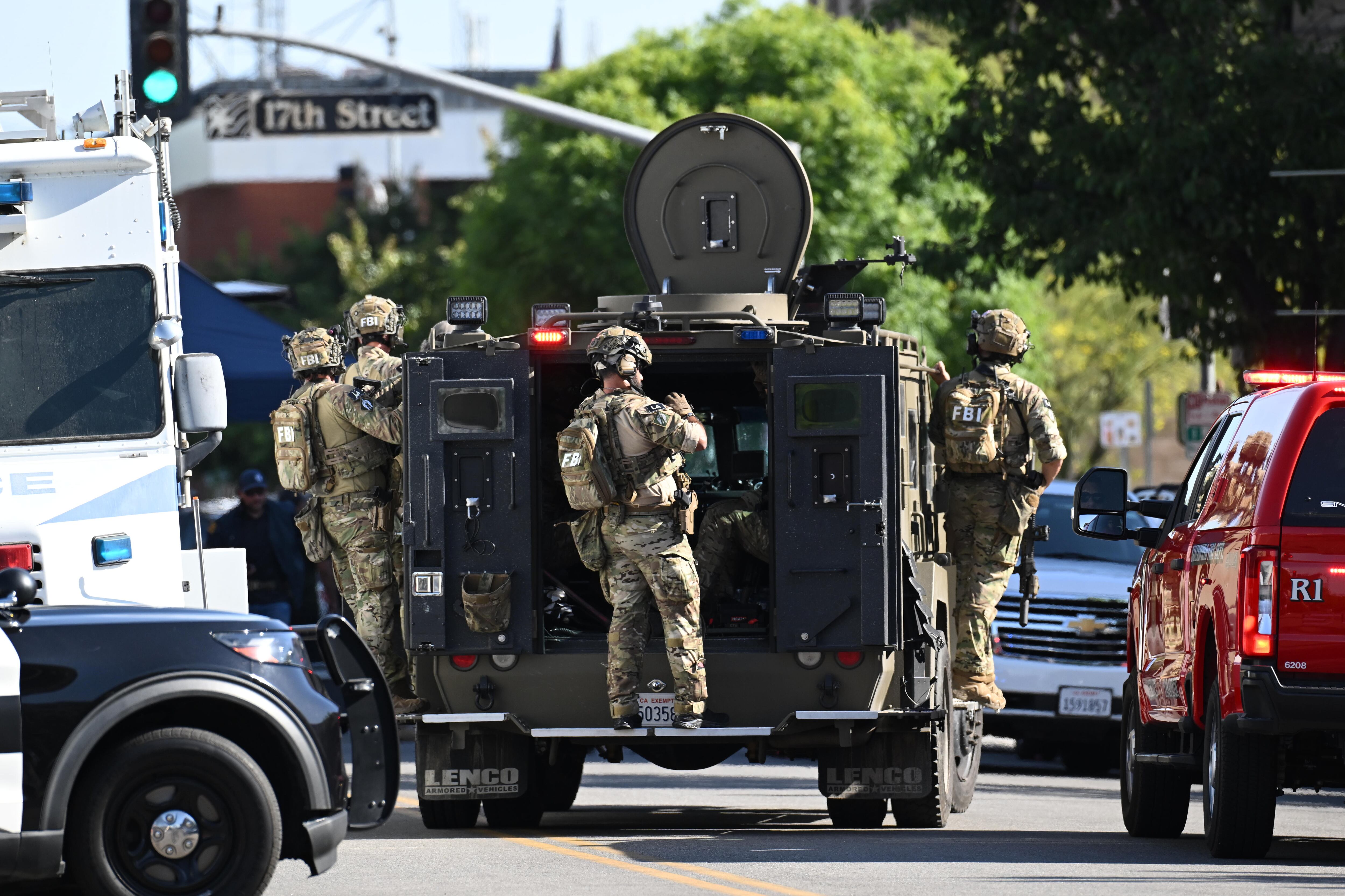 FBI personnel have fatally shot a man holding hostages in Bakersfield,  California, police say