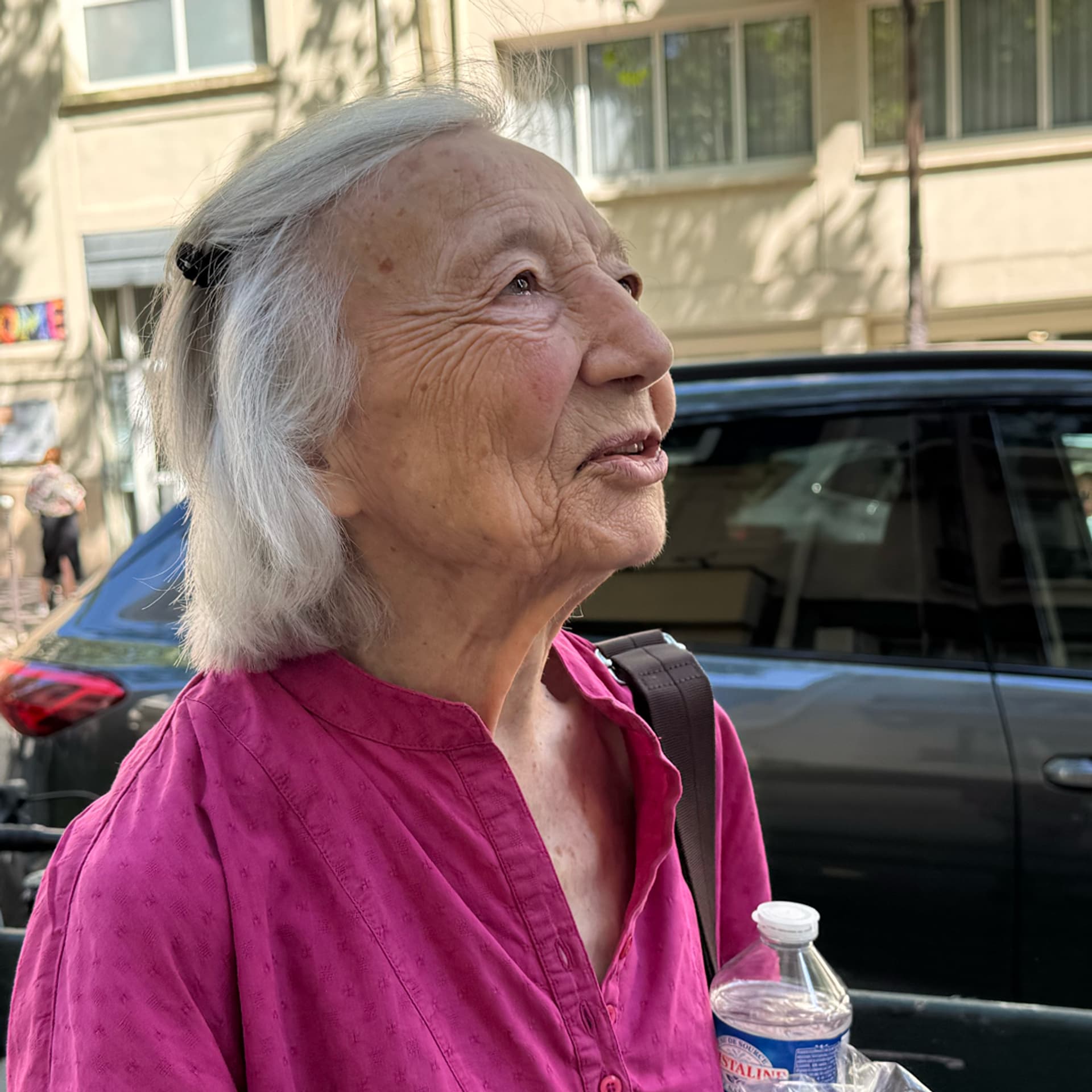 Enormément touchée": on a retrouvé Mireille, la dame de 90 ans escortée et  acclamée par de jeunes supporters du PSG pendant les célébrations à Paris