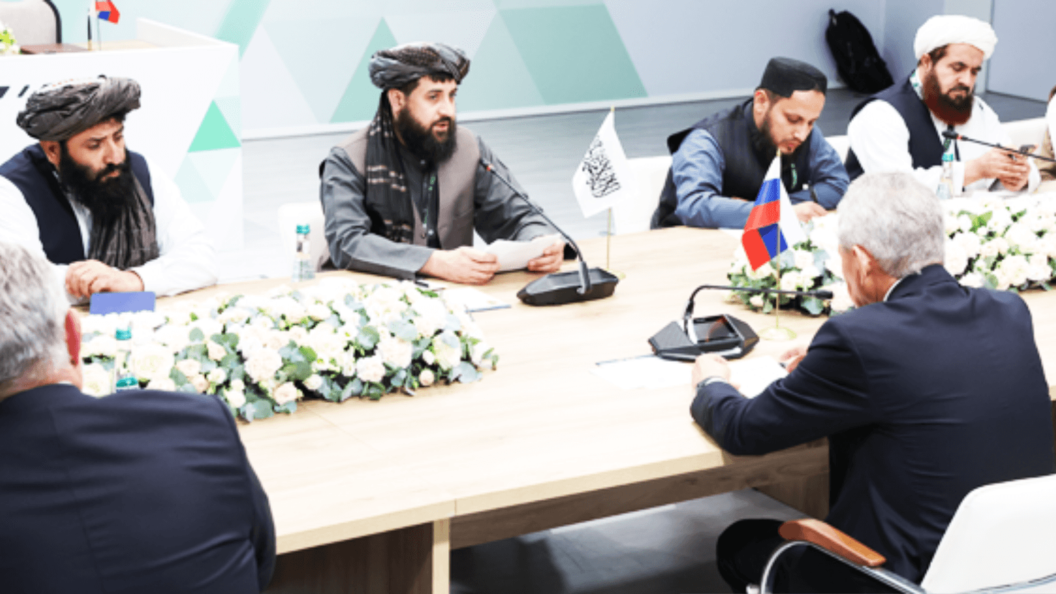 La Russie et les Taliban signent un accord de coopération militaire –  Zamin.uz, 27.05.2026