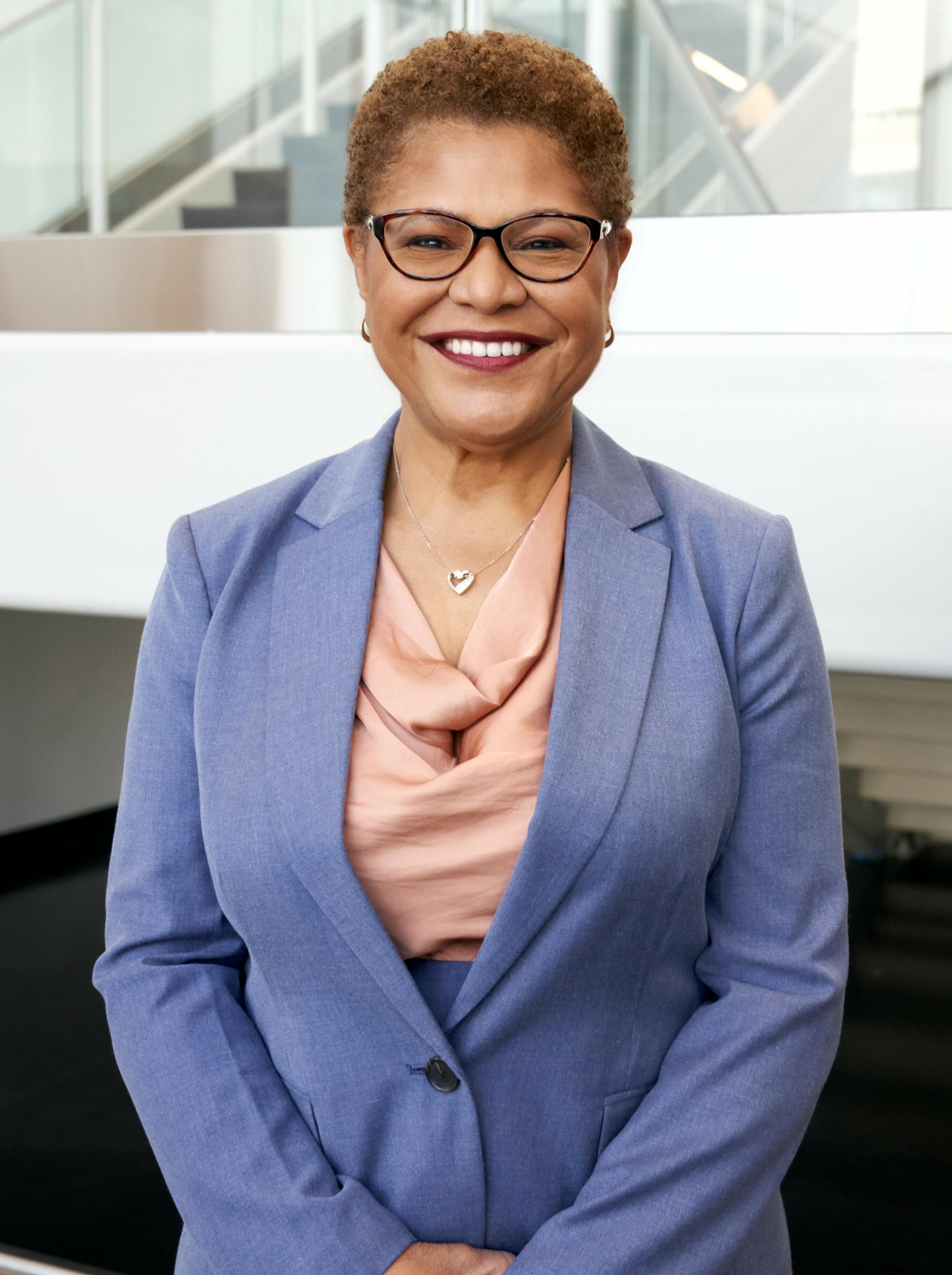 Karen Bass — Wikipédia