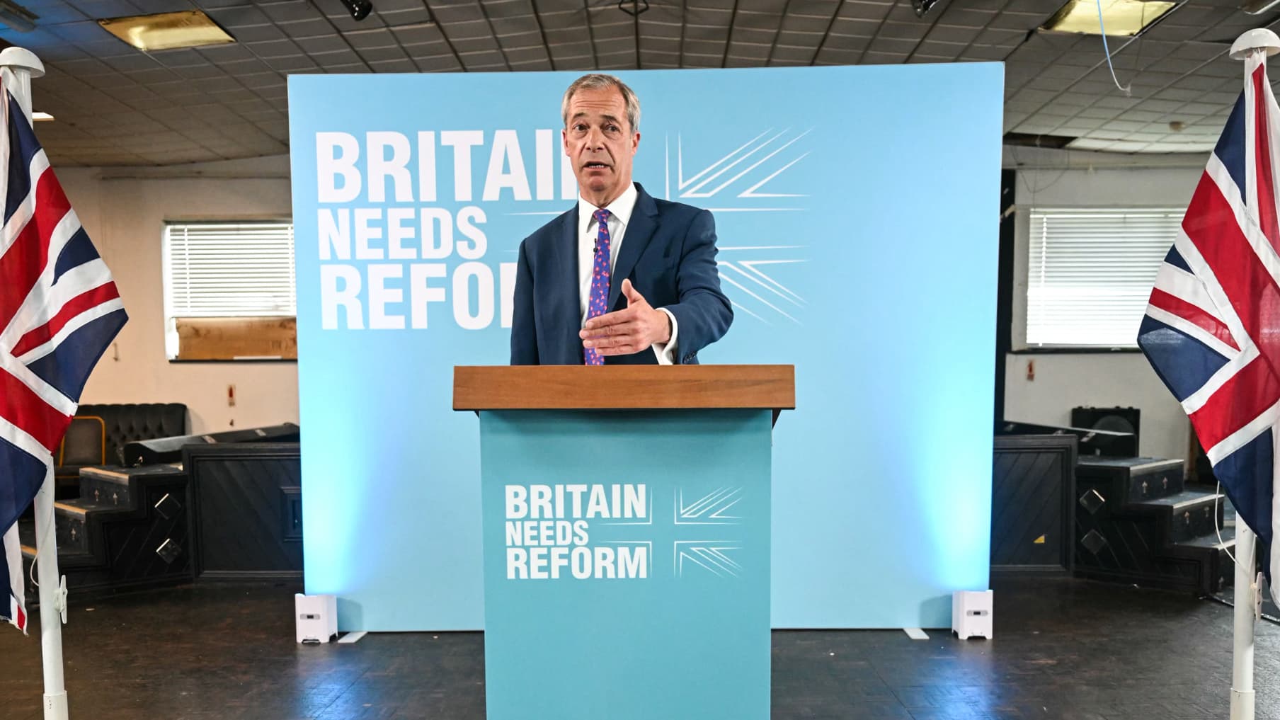Seul le parti conservateur a reçu plus de dons en 2025: le parti  anti-immigration Reform UK a récolté 12 millions de livres en cryptos d'un  investisseur basé en Thaïlande l'année dernière