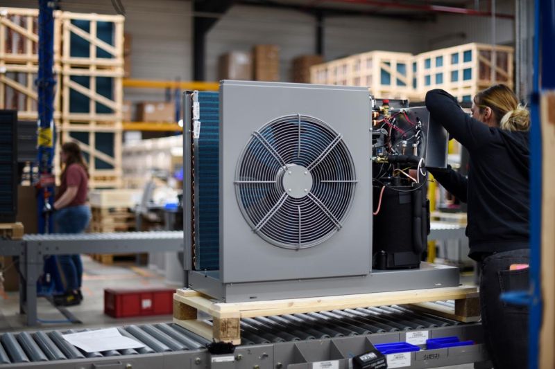 La majorité des émissions de PFAS en Europe provient des climatiseurs et  des pompes à chaleur, pourtant fers de lance de la décarbonation » | Le  Monde