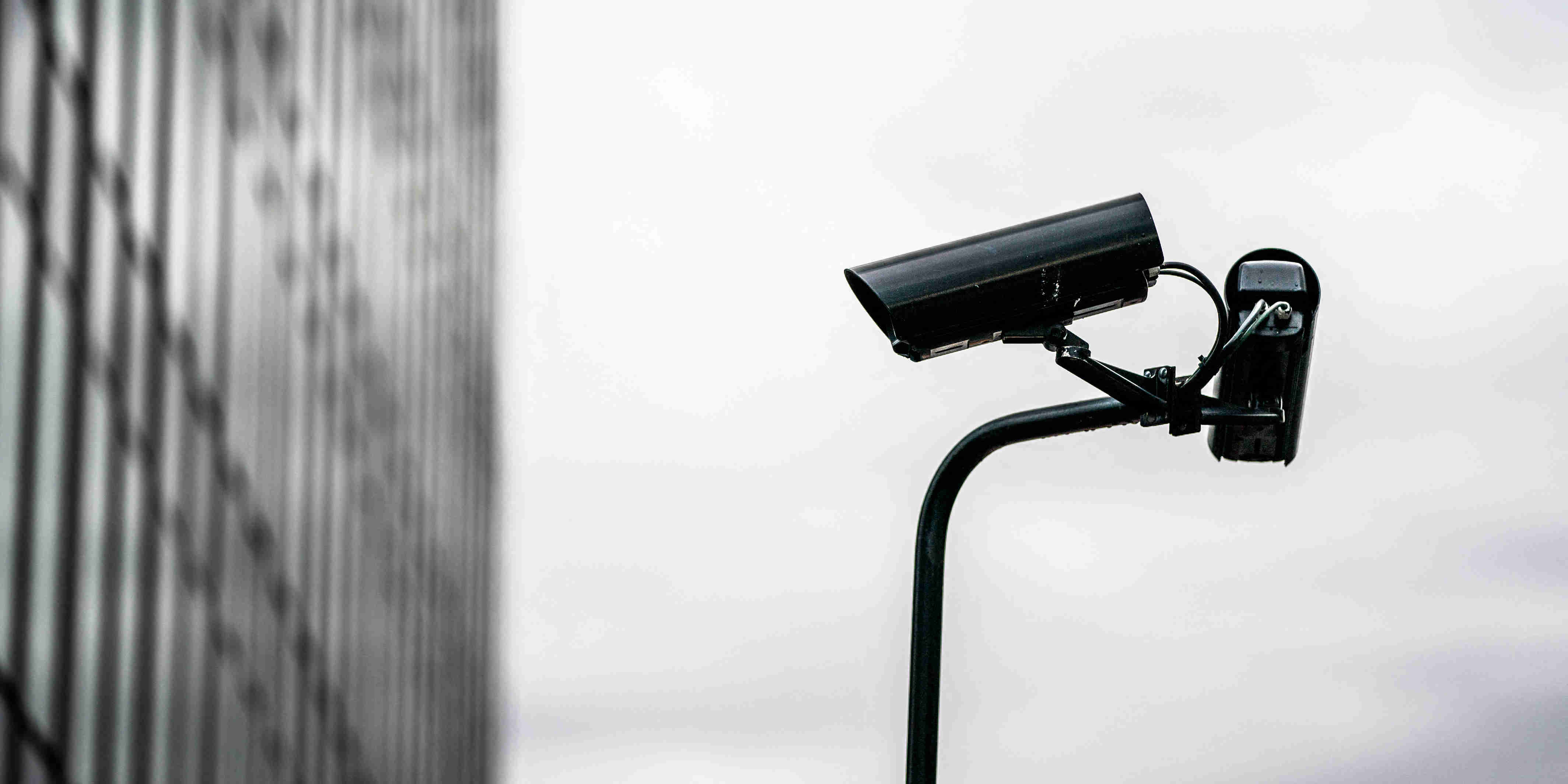 SONDAGE - 85% des Français sont pour l'utilisation de la reconnaissance  faciale pour identifier les casseurs lors de violences urbaines