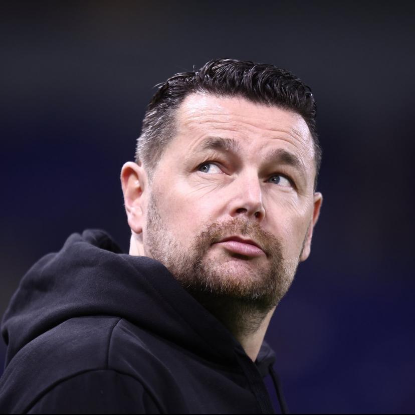 Mercato : Lens dans l'attente pour Pierre Sage, son entraîneur, courtisé  par Crystal Palace