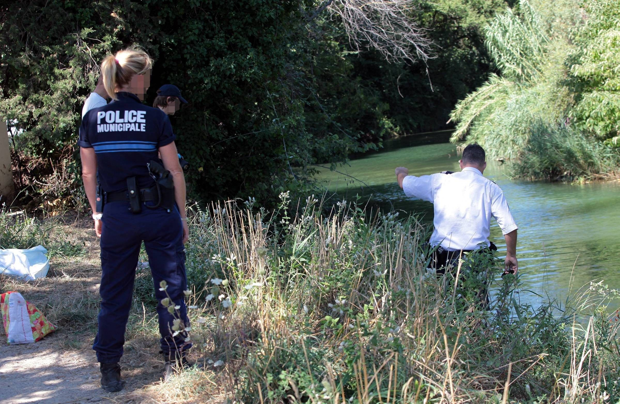 Une enquête ouverte après la découverte d'un corps attaché à une chaîne  dans la Saône
