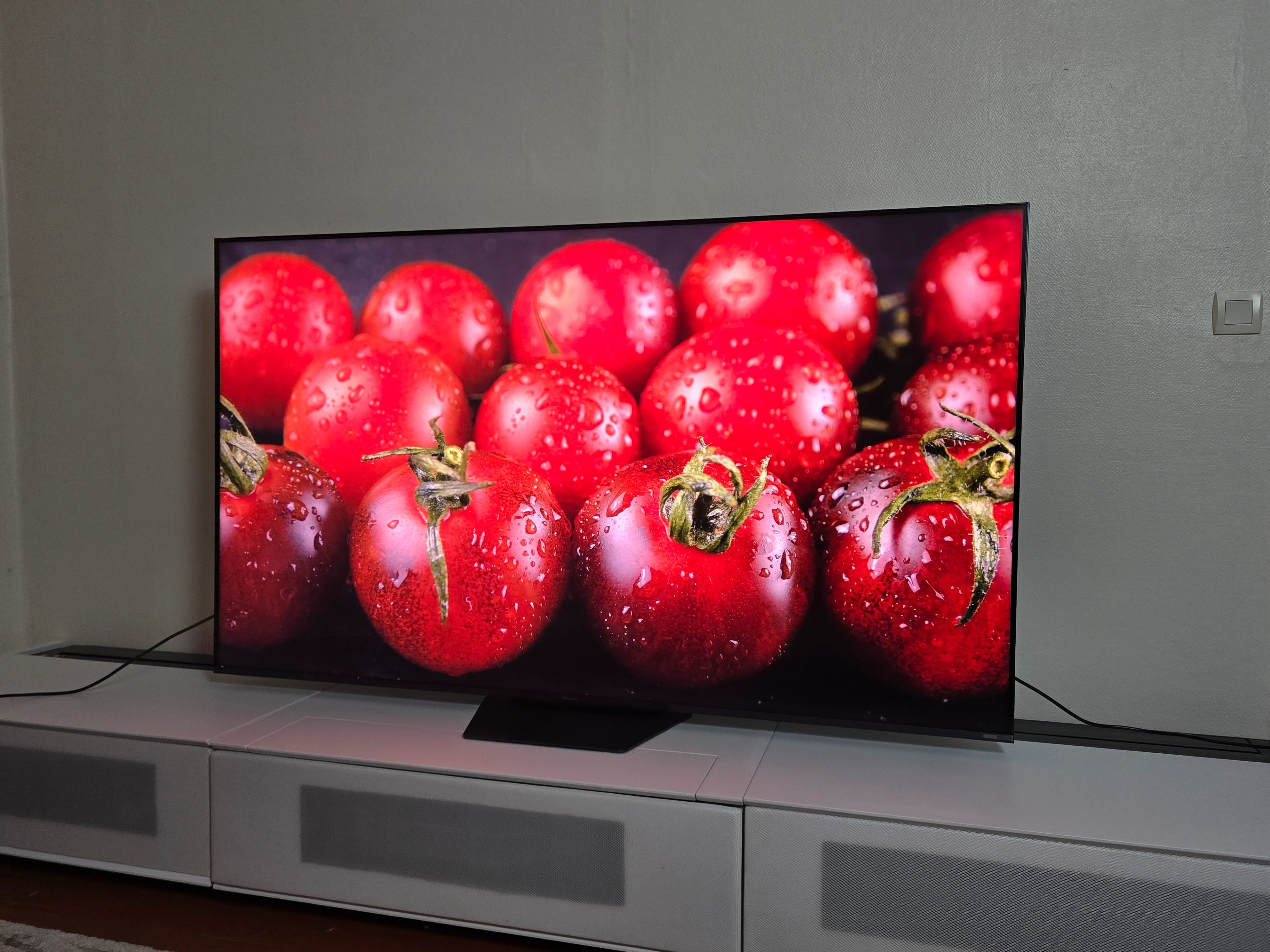 Test Hisense UR9S : le RGB MiniLED nous montre enfin ce qu'il a dans le  ventre !
