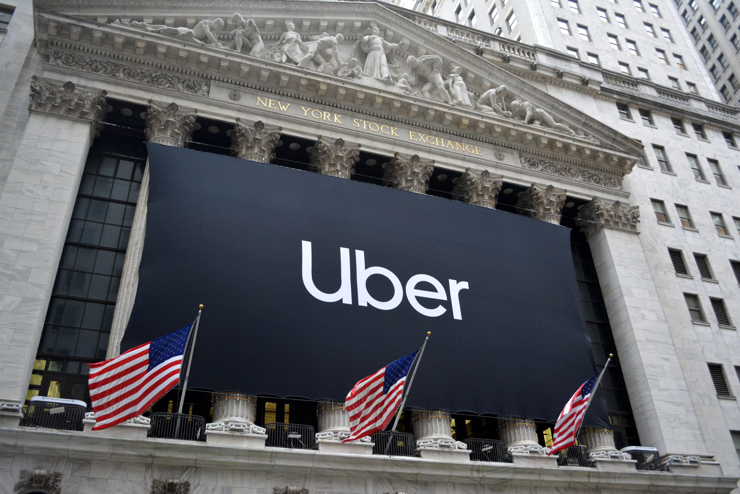 Uber : l'IA coûte cher, alors les employés devront moins l'utiliser à  l'avenir | Brief IA
