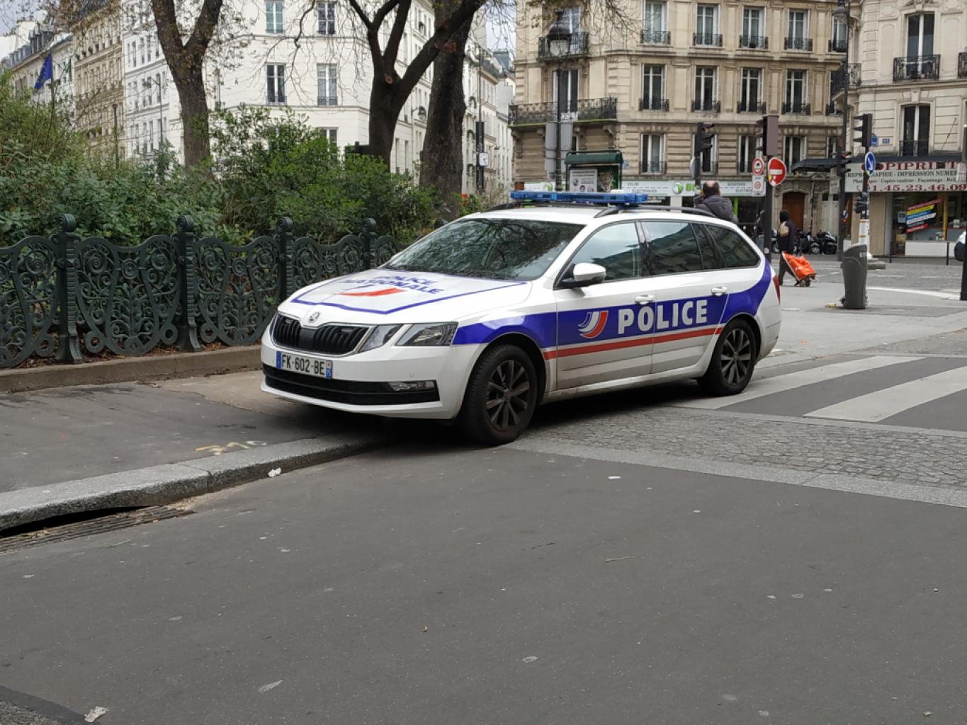 Frontières - Nantes : un homme tué par balles en pleine rue, quatrième  victime d'une série meurtrière depuis le début du printemps