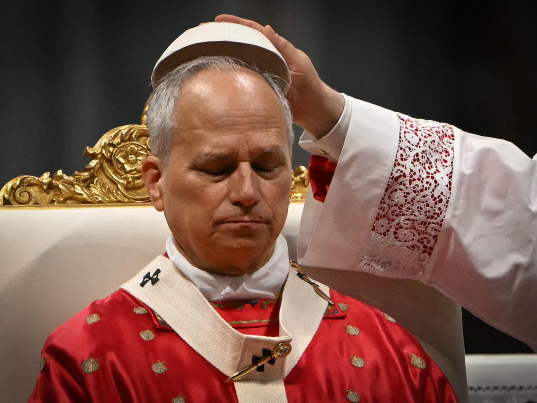 Humanité magnifique": le pape Léon XIV veut "désarmer l'IA" pour l'empêcher  de "dominer l'humain", et appelle à créer un code éthique commun