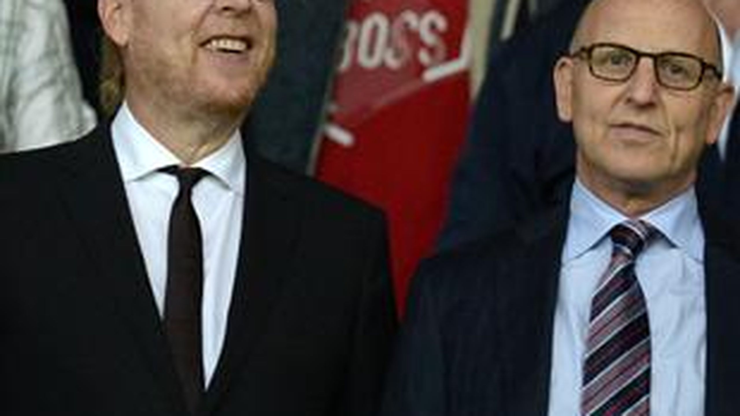 Ligue Europa - Comment la famille Glazer a coûté un milliard à Manchester  United - Eurosport