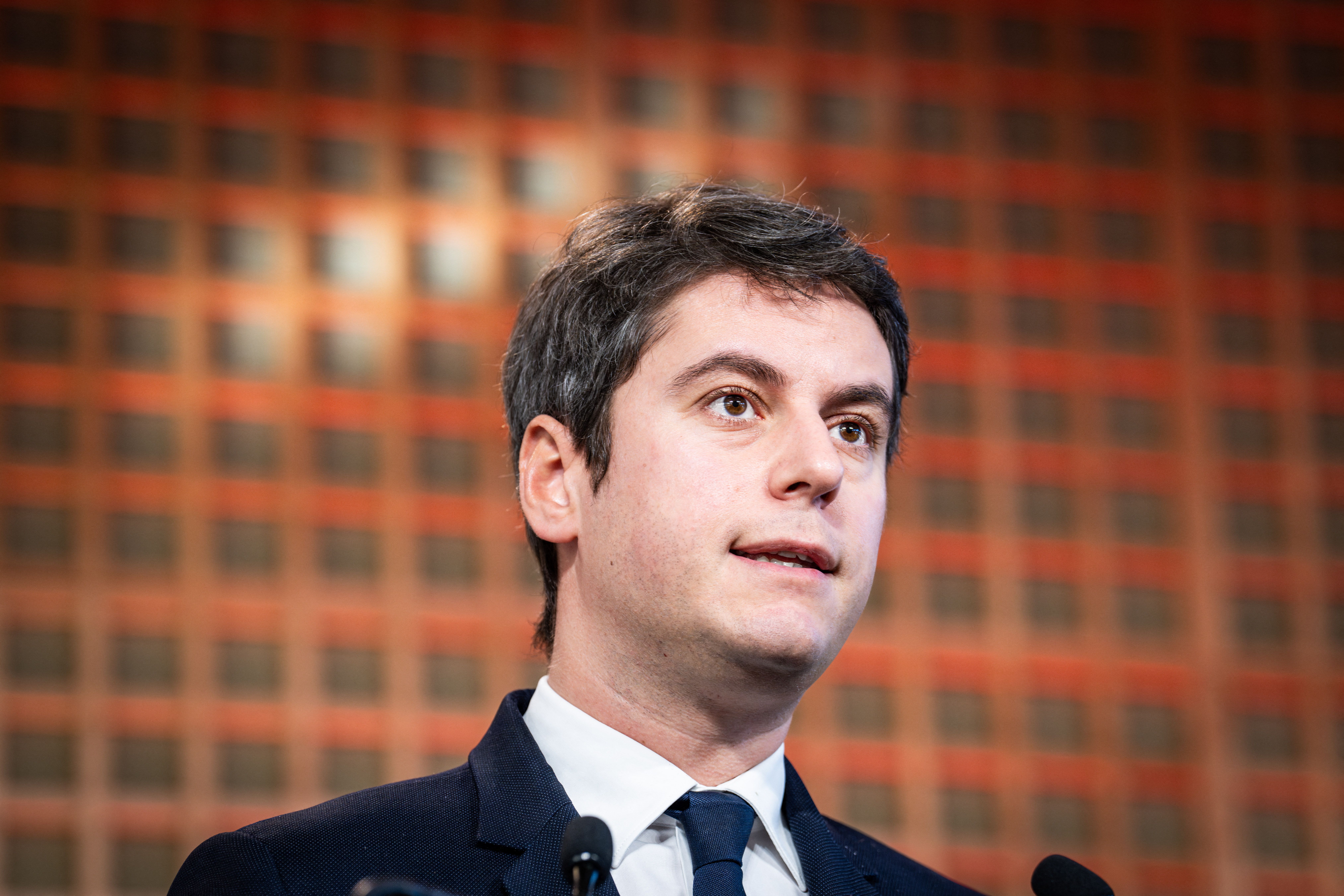 Gabriel Attal, on ne lutte pas contre la violence des enfants par la  virilité toxique, par Hélène Devynck – Libération